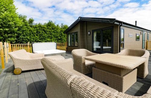Redruth House | Pinehurst Lodge