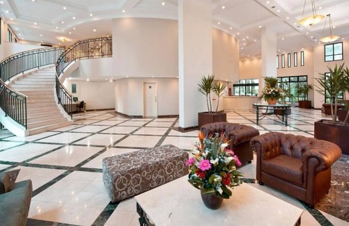 Sao Paulo Apartment | Pinheiros Luxury Flat in a 4-star hotel - 4