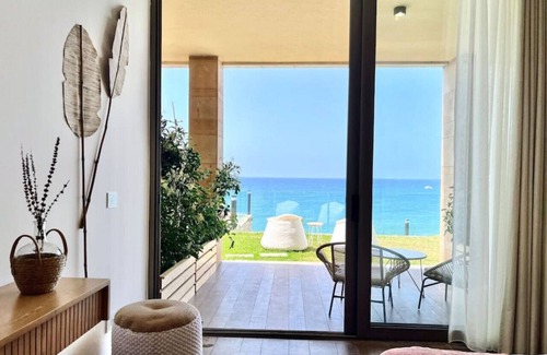Kfardebian House | Pink Sunset: Beachfront Exotic Room in Batroun