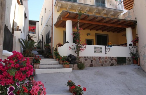 Canneto Apartment | PINNATA - Appartamenti Il Palmento