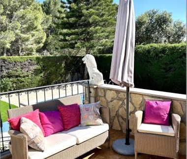 Miami Platja House | Pino Alto Villa Jazmin