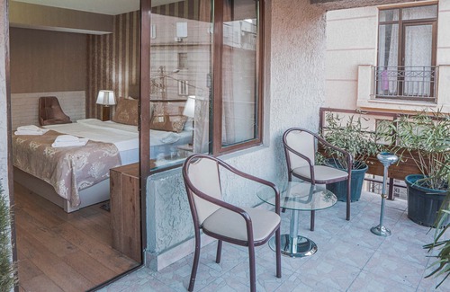 Vera Hotel | Pino Vere Palace Hotel