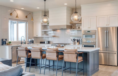 Powell Butte House | Pioneer at Brasada Ranch Resort by AvantStay | Hot Tub, Firepit, Expansive Views