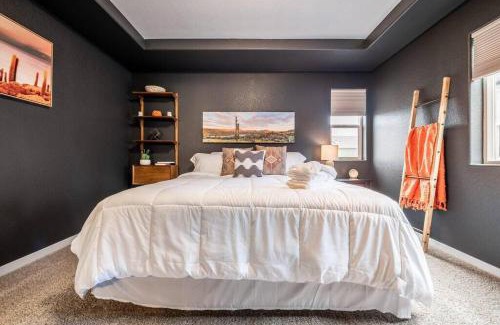 Central Colorado Springs House | Pioneer Retreat - Downtown High-End Haven
