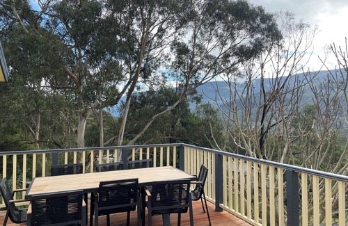 Warburton House | 'Pippa's Place'nFamily friendly, newly renovated sanctuary atop Mt Little Joe