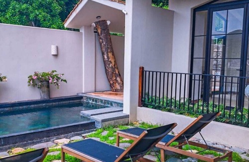 Cerro del Vigia Apartment | PISCIS CONDOnDawn overlooking the most beautiful bay in Mexico.