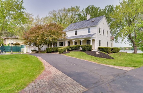 McHenry House | Pistakee Lake Estate w/Boat Dock & Hot Tub!