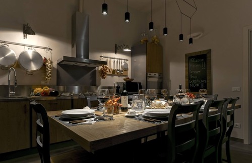 Oltrarno Apartment | Pitti, a luxury home in Florence - with infra red sauna and complimentary wine!