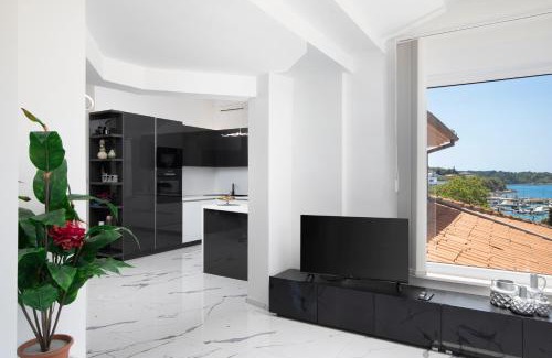 Pjescana Uvala Apartment | Pjescana Uvala Sea View Apartment