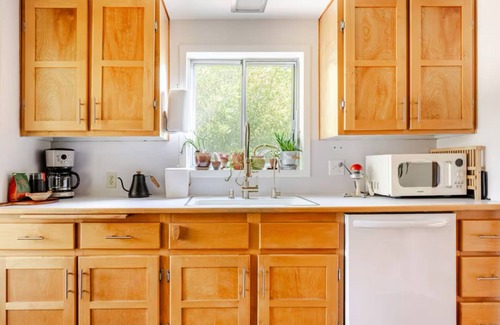 Mississippi District House | Plant-Filled Boho Retreat, Walk to Coffee & Eats