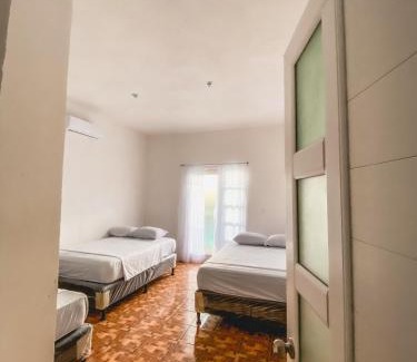 Monterrico House | Planton House