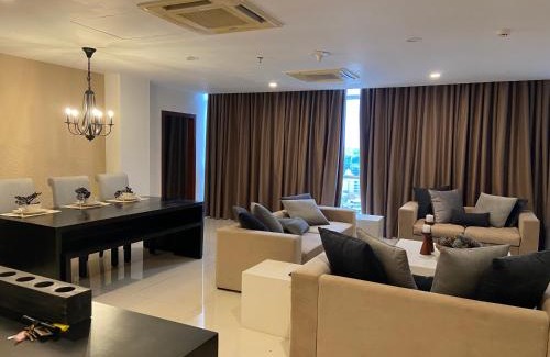 Bambalapitiya Apartment | Platinum 1