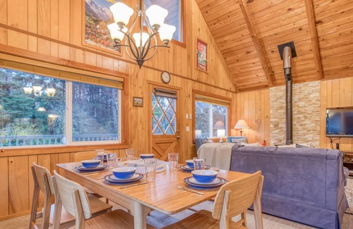 Manzanita House | Play Chalet (MCA 489)