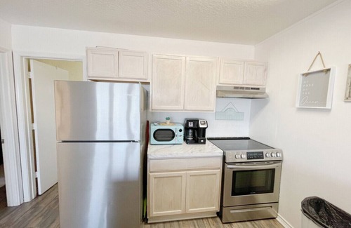 Surfside Beach Apartment | Playa Azul · Oceanfront Cottage, Comfy and Pet/Family Friendly