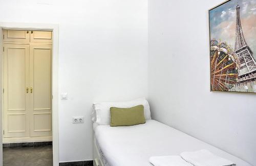 El Porvenir Apartment | Plaza España Familiar