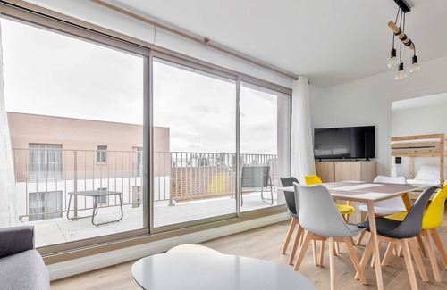 Champigny-sur-Marne Apartment | Pleasant Apt with Balcony-6P-Close to Disney/Paris