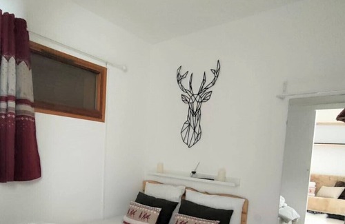 Saint-Etienne-en-Devoluy Apartment | Pleasant apartment close to the slopes and shops
