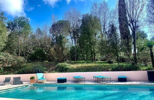 Valbonne House | Pleasant, contemporary Villa, sunny, quiet in a green setting