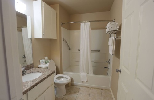 Donna Apartment | Pleasant corporate apartment with AC in Donna