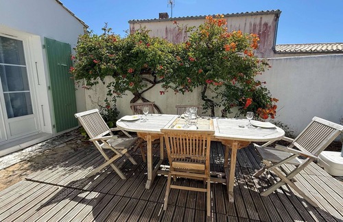 La Couarde-sur-Mer House | Pleasant house close to the beaches with garden