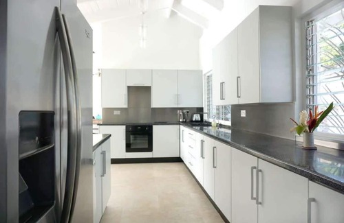 Saline Point Villa | Please Inquire Before Booking – Luxury Villa