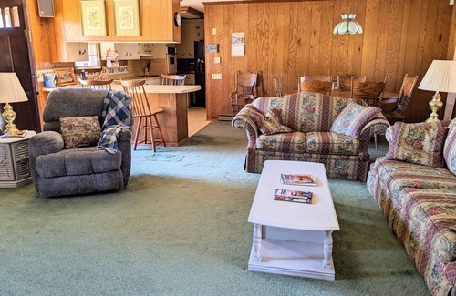 Centerville House | Plenty of Secured Boat Parking, 3.2 miles from Green Pond