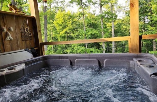 Frenchburg Cabin | Plum Crazy Cabin Red River Gorge