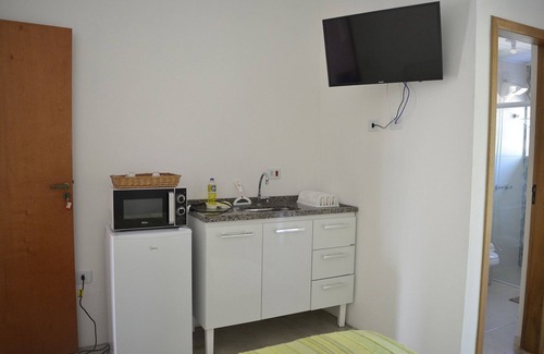 Bexiga House | Plus Couple Suite with mini kitchen