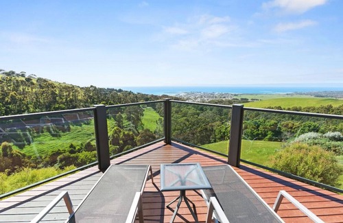 Apollo Bay Villa | Point of View Villa 2 of 5 - Luxury for Couples