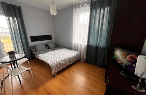 Rewal House | Pokój czteroosobowy Villa Honoratka z placem do Mini golfa