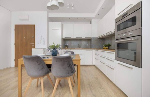 Warsaw Apartment | Polki 3A | Functional Apartment | Parking
