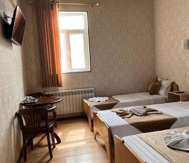 Itchan Kala House | Polvon Ota Hotel