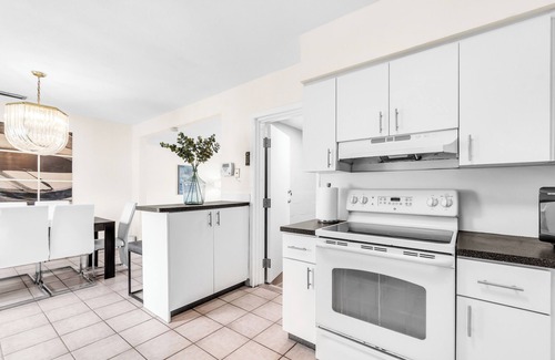 North Miami House | Pool, 4 Bed, 3 Bath, Patio, Parking.