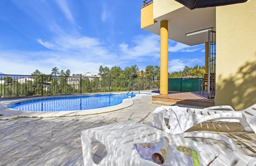 Vidreres Villa | Pool and good views villa