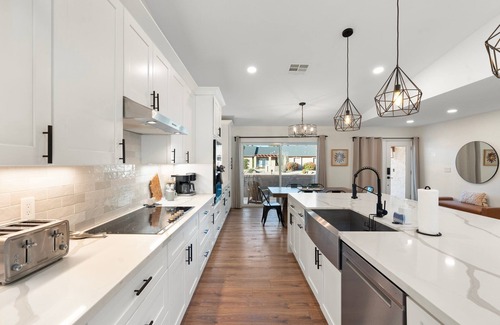 Avant House | Pool, Casita, Game Room + Expansive yard