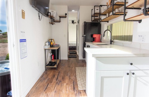 Cornville Cottage | Pool, Hot Tub, King Bed, Views, close to Sedona! Unique Shipping Container home!