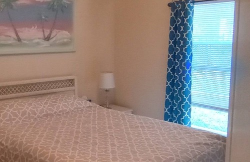 Samsula-Spruce Creek House | Pool House in Venetian Bay near Golf Course and 10 minTo Beach