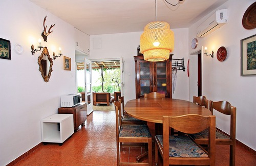 Cove Makarac (Milna) House | Pool house "Julije" by the sea