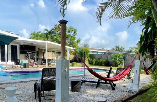 Cutler Bay House | Pool House Resort heated swimming pool private duplex