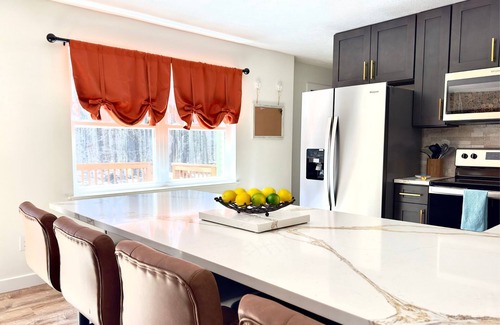 Thornhurst Other | Pools & Beach Passes Included: Charming Arrowhead Lake Farmhouse with Hot Tub