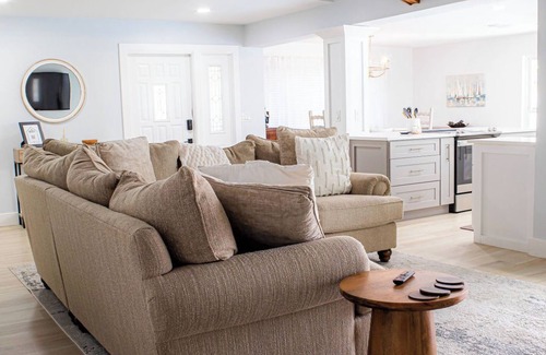 Pinellas Point House | Poolside Paradise ~ 3BR Modern Retreat Near Downtown & Beaches