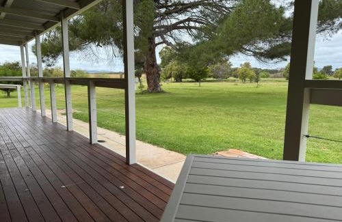 Warrow Bed & Breakfast | Poona Farm Estate - The Cottage