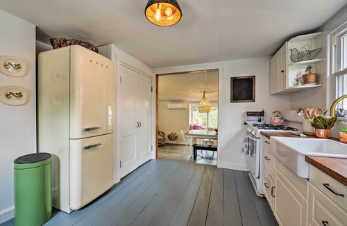 Cape May Court House Cottage | 'Poplar Cottage' Minutes to Stone Harbor Beaches!