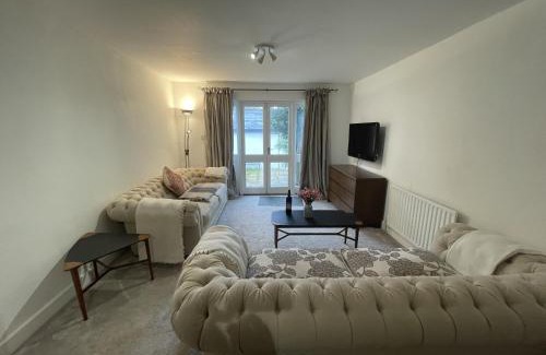 Farnborough and Crofton House | Poplar Cottage Farnborough Kent