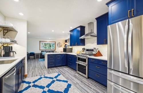 Cannon Beach House | Poppy's Place - New Listing! Beachcomber Vacation Homes
