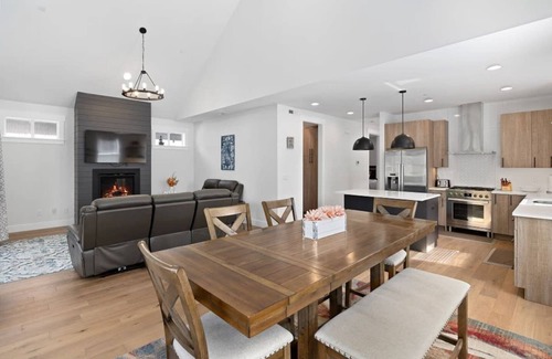 Cle Elum House | Popular Dates Available-Suncadia Luxury Awaits!
