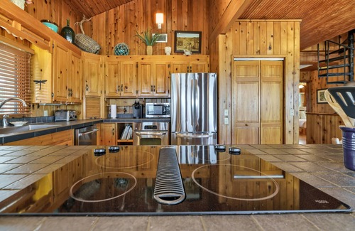 Treasure Beach Village House | Porpoise in Mind; 3 BR SGI Home- Sleeps 12, Beachfront, Pet Friendly!