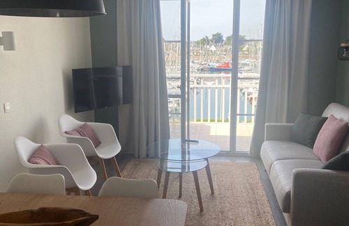 Arzon Apartment | Port du Crouesty. duplex rénové, calme, terrasse, idéal en famille (6 pers)