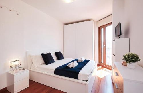Zona IV Casal Boccone Apartment | Porta di Roma, Moderno Luminoso con Wi-Fi e AC