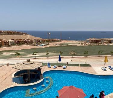 Ras Sudar Apartment | Porto Sokhna Island 1 families only